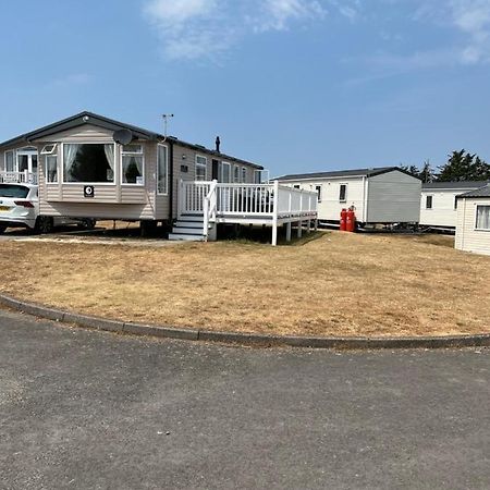 Beautiful Caravan In Trecco Bay! 74 Sycomore Bridgend  Zewnętrze zdjęcie